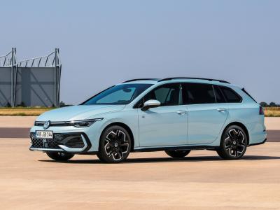 Фото Volkswagen Golf VIII Рестайлинг Универсал 5 дв.