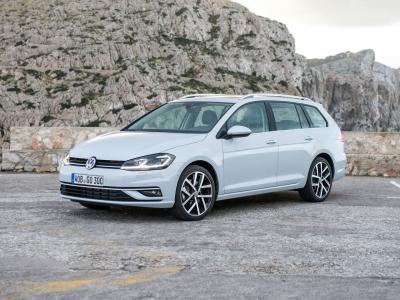 Фото Volkswagen Golf VII Рестайлинг Универсал 5 дв.