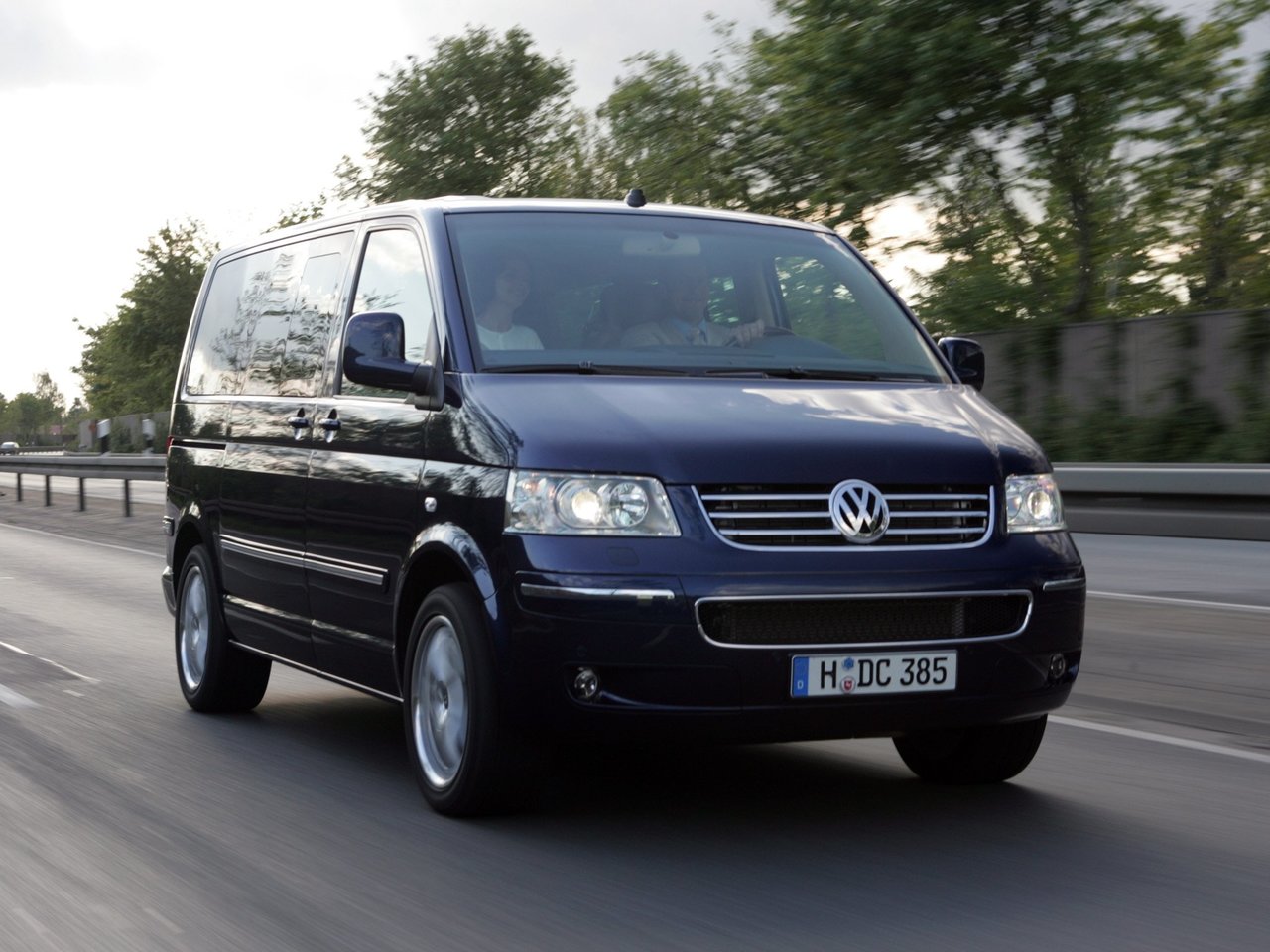 Фото Volkswagen Transporter T5