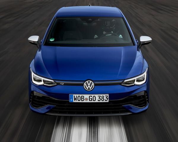 Фото Volkswagen Golf R VIII Хэтчбек 5 дв.