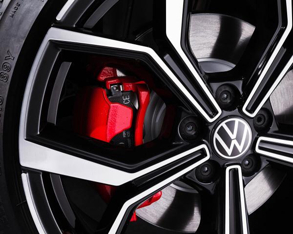 Фото Volkswagen Polo GTI VI Рестайлинг Хэтчбек 5 дв.