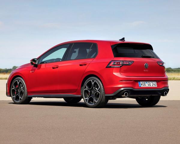 Фото Volkswagen Golf GTI VIII Рестайлинг Хэтчбек 5 дв.