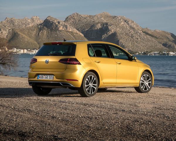 Фото Volkswagen Golf VII Рестайлинг Хэтчбек 5 дв.