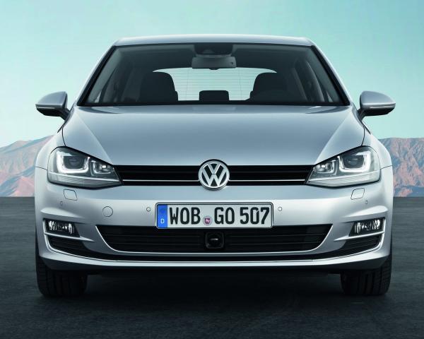 Фото Volkswagen Golf VII Хэтчбек 3 дв.