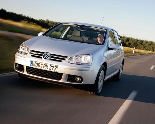 Фото Volkswagen Golf V Хэтчбек 5 дв.