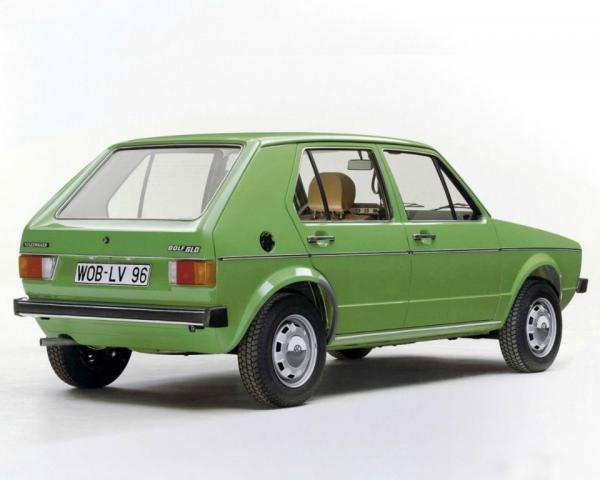 Фото Volkswagen Golf I Хэтчбек 5 дв.