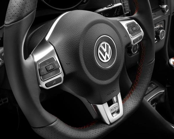 Фото Volkswagen Golf GTI V Хэтчбек 5 дв.