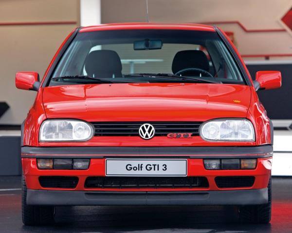 Фото Volkswagen Golf GTI III Хэтчбек 3 дв.