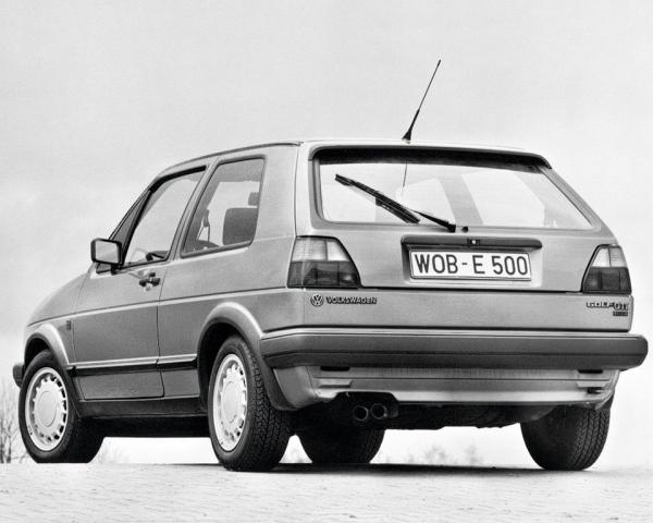 Фото Volkswagen Golf GTI II Хэтчбек 3 дв.