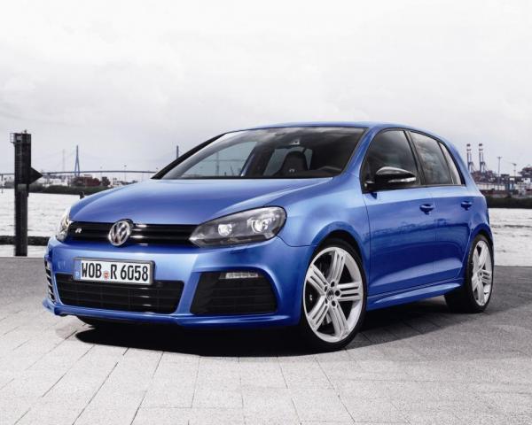 Фото Volkswagen Golf R VI Хэтчбек 5 дв.