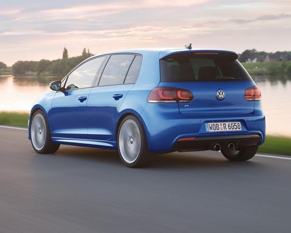 Фото Volkswagen Golf R VI Хэтчбек 5 дв.