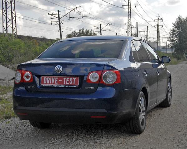 Фото Volkswagen Jetta V Седан