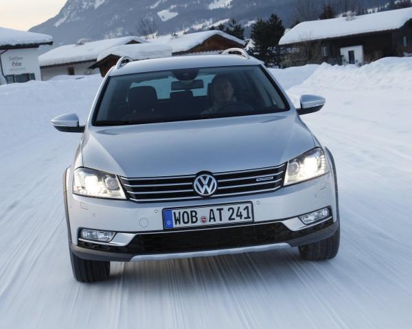 Фото Volkswagen Passat B7 Универсал 5 дв. Alltrack