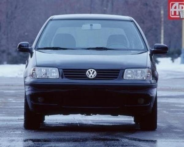 Фото Volkswagen Polo III Рестайлинг Хэтчбек 3 дв.