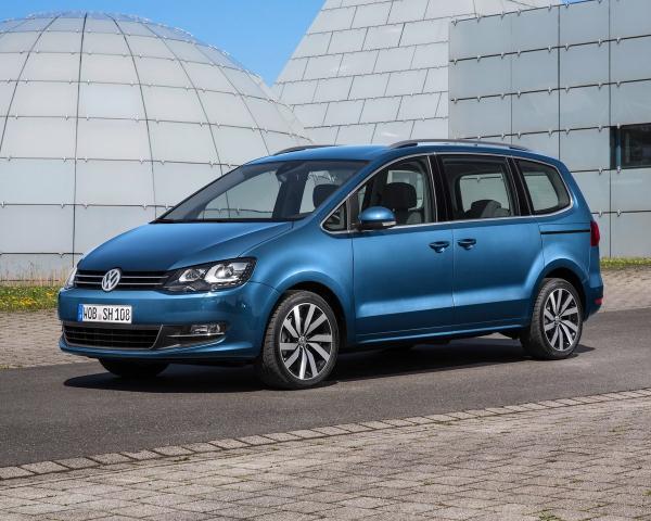 Фото Volkswagen Sharan II Рестайлинг Минивэн