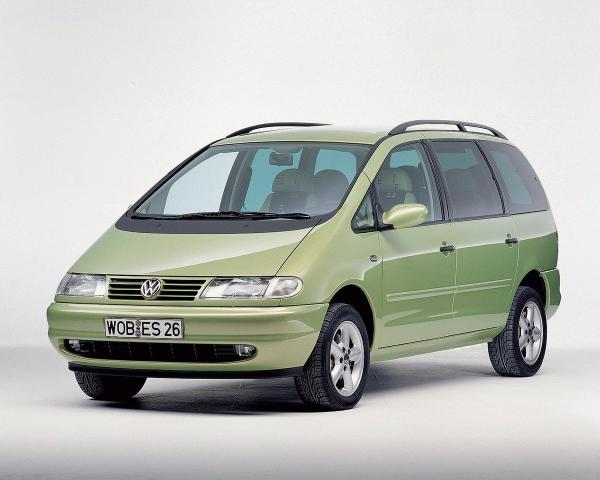 Фото Volkswagen Sharan I Минивэн