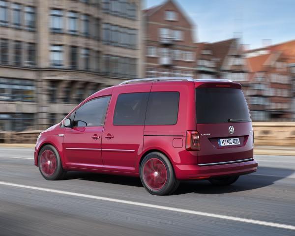 Фото Volkswagen Caddy IV Компактвэн