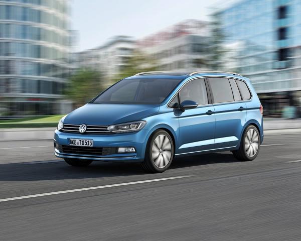 Фото Volkswagen Touran III Компактвэн