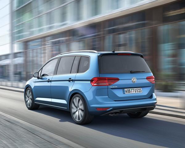 Фото Volkswagen Touran III Компактвэн