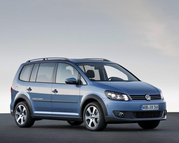 Фото Volkswagen Touran II Компактвэн Cross