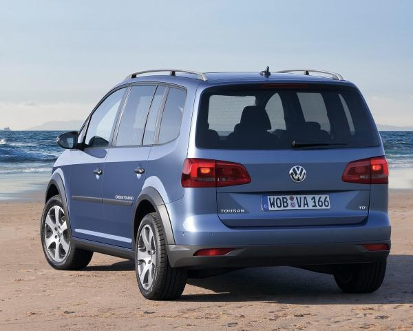 Фото Volkswagen Touran II Компактвэн Cross