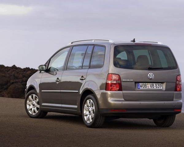 Фото Volkswagen Touran I Рестайлинг Компактвэн