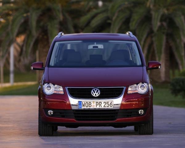 Фото Volkswagen Touran I Рестайлинг Компактвэн