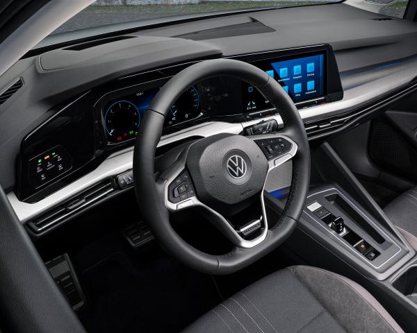 Фото Volkswagen Golf VIII Универсал 5 дв. Alltrack