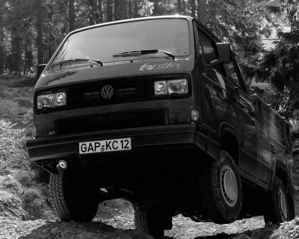 Фото Volkswagen Transporter T3 Пикап Двойная кабина