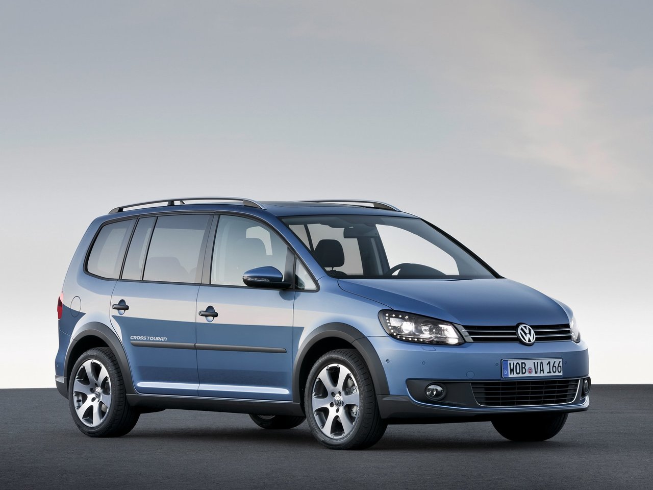 Фото Volkswagen Touran II