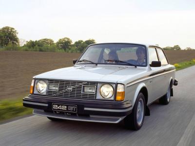 Фото Volvo 240 Series I Седан 2 дв. GT