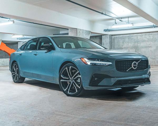 Фото Volvo S90 II Рестайлинг Седан North America