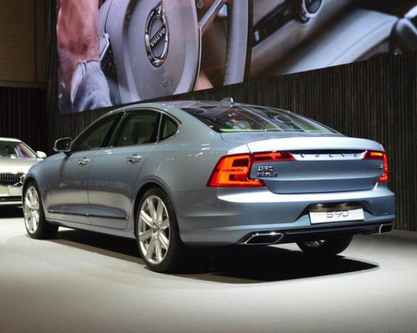 Фото Volvo S90 II Седан China Version (Long)