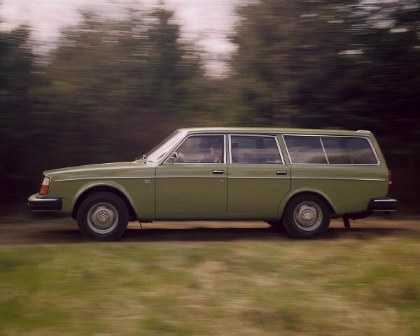 Фото Volvo 240 Series I Универсал 5 дв.