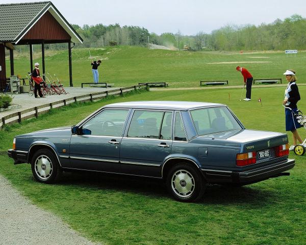 Фото Volvo 760 I Седан