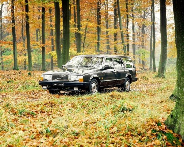 Фото Volvo 760 I Универсал 5 дв.