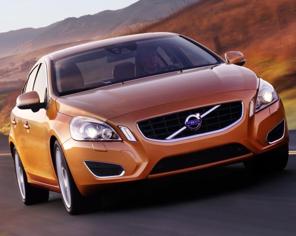 Фото Volvo S60 II Седан