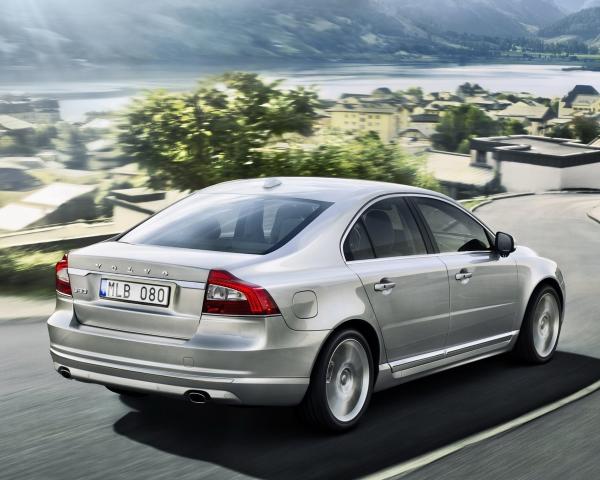 Фото Volvo S80 II Рестайлинг 2 Седан