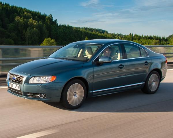 Фото Volvo S80 II Рестайлинг Седан