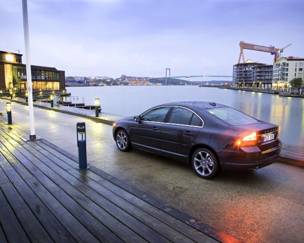 Фото Volvo S80 II Седан