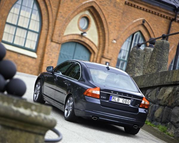 Фото Volvo S80 II Седан