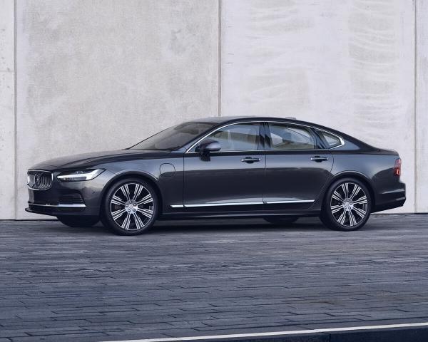 Фото Volvo S90 II Рестайлинг Седан