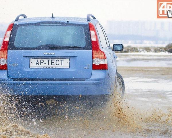 Фото Volvo V50 I Универсал 5 дв.