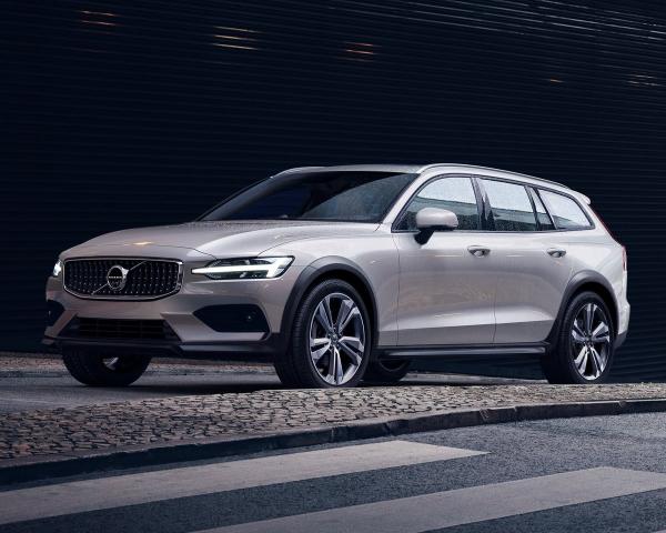 Фото Volvo V60 Cross Country II Универсал 5 дв.