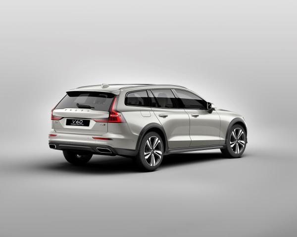 Фото Volvo V60 Cross Country II Универсал 5 дв.