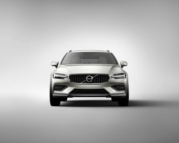 Фото Volvo V60 Cross Country II Универсал 5 дв.