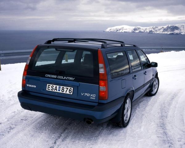 Фото Volvo V70 I Универсал 5 дв. XC