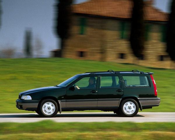 Фото Volvo V70 I Универсал 5 дв. XC