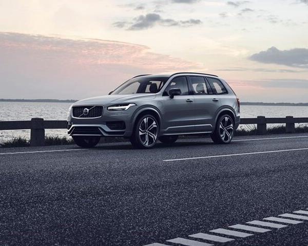 Фото Volvo XC90 II Рестайлинг Внедорожник 5 дв.