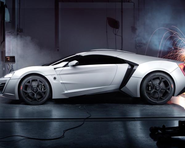 Фото W Motors Lykan Hypersport I Купе